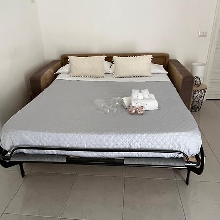 B&B Regina Rooms Авола Екстериор снимка