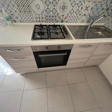 B&B Regina Rooms Авола Екстериор снимка