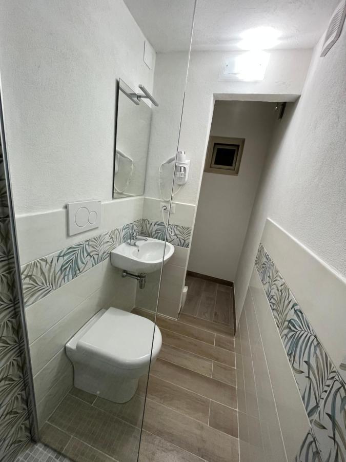 B&B Regina Rooms Авола Екстериор снимка